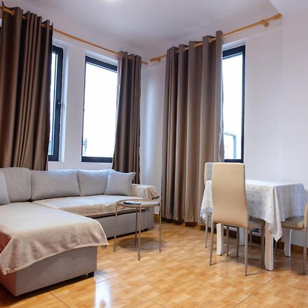Happy Home Central 1 티라나 외부 사진
